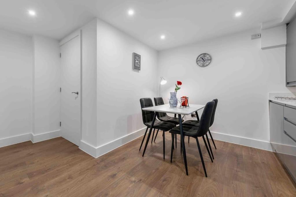 Holiday Home Sleep 8 Central London 9Elms 外观 照片